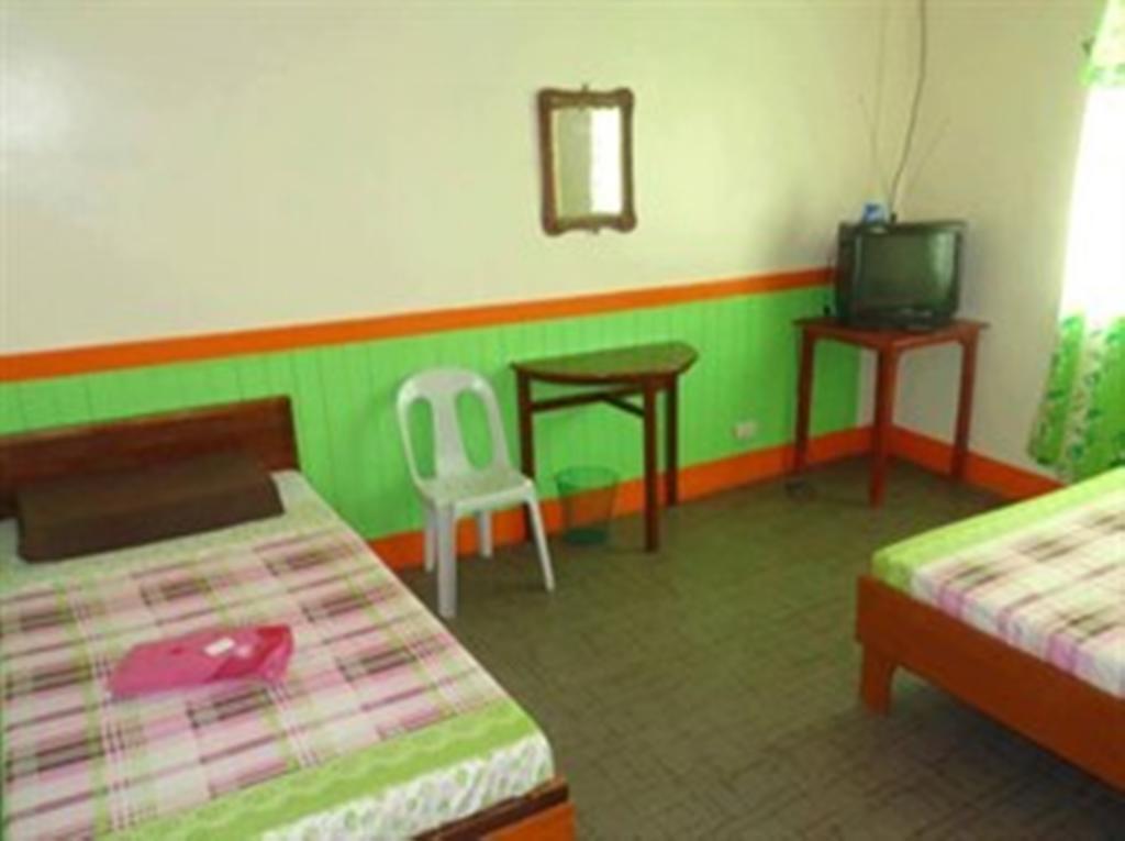 Np Festival Inn Kalibo Ruang foto