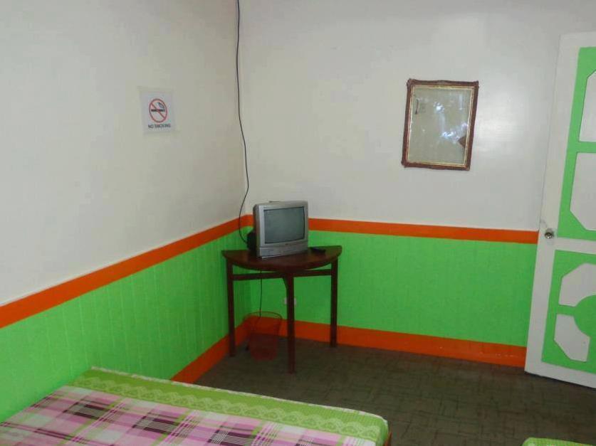 Np Festival Inn Kalibo Bagian luar foto